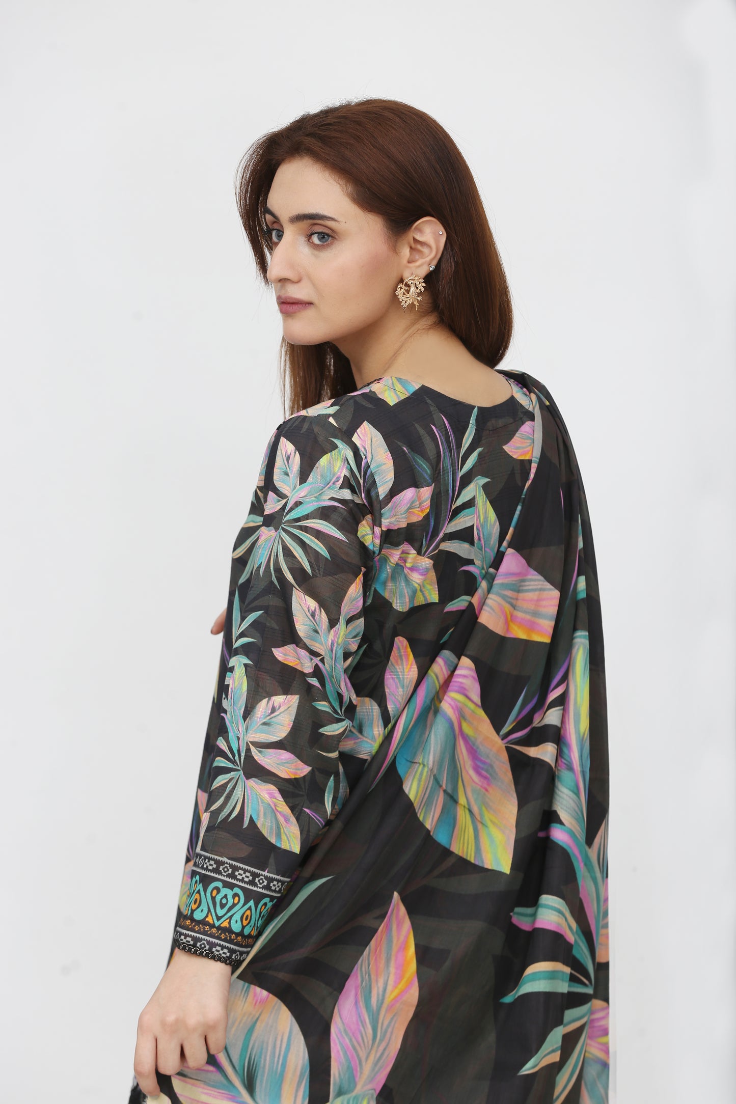 Phoolkari By Anaya Noor Printed Bana Dora Lawn 3PC