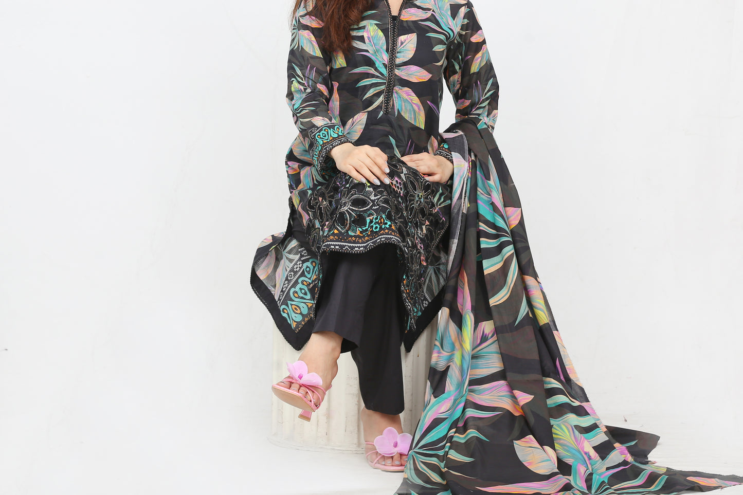 Phoolkari By Anaya Noor Printed Bana Dora Lawn 3PC