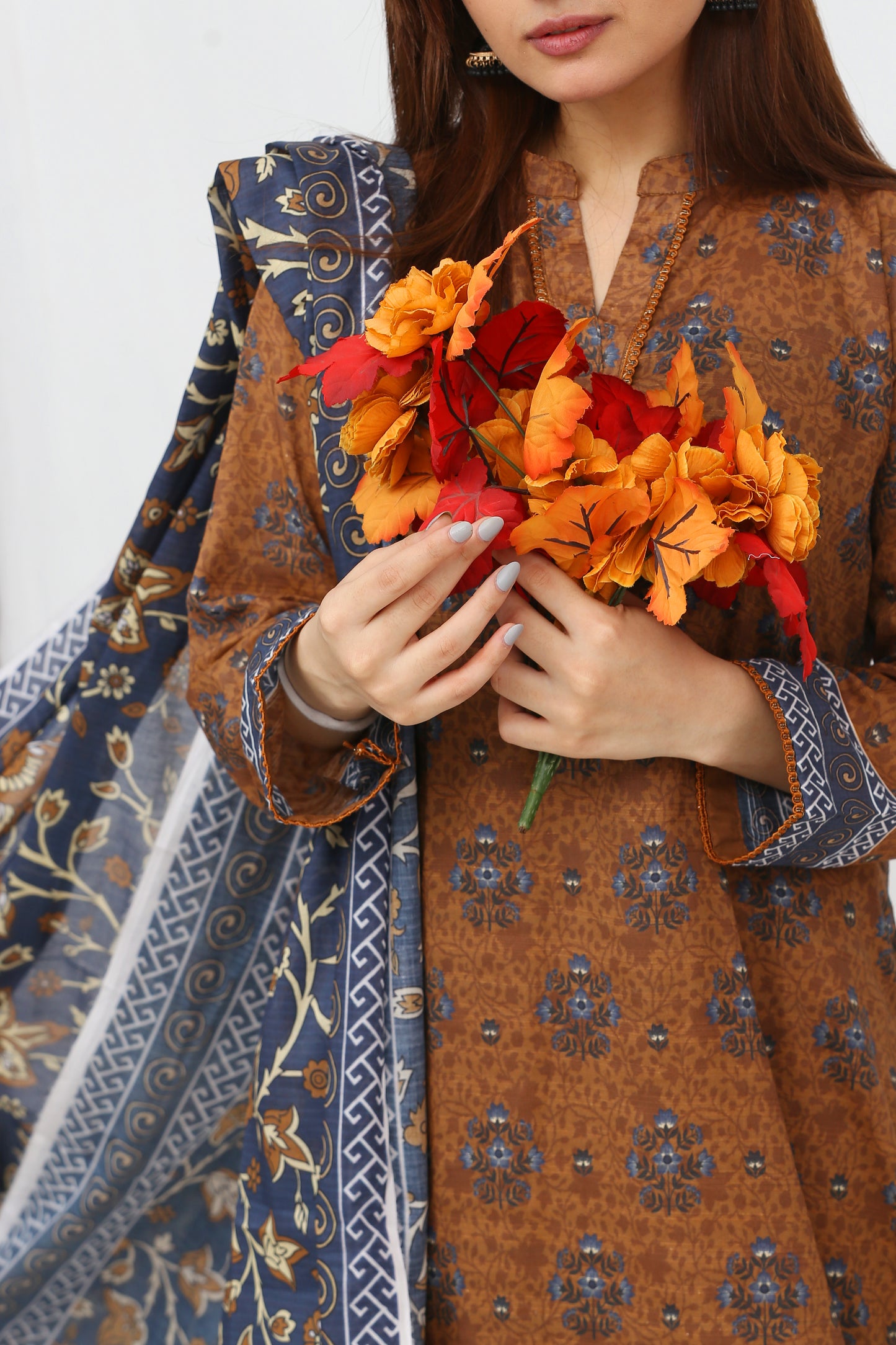 Phoolkari By Anaya Noor Printed Bana Dora Lawn 3PC