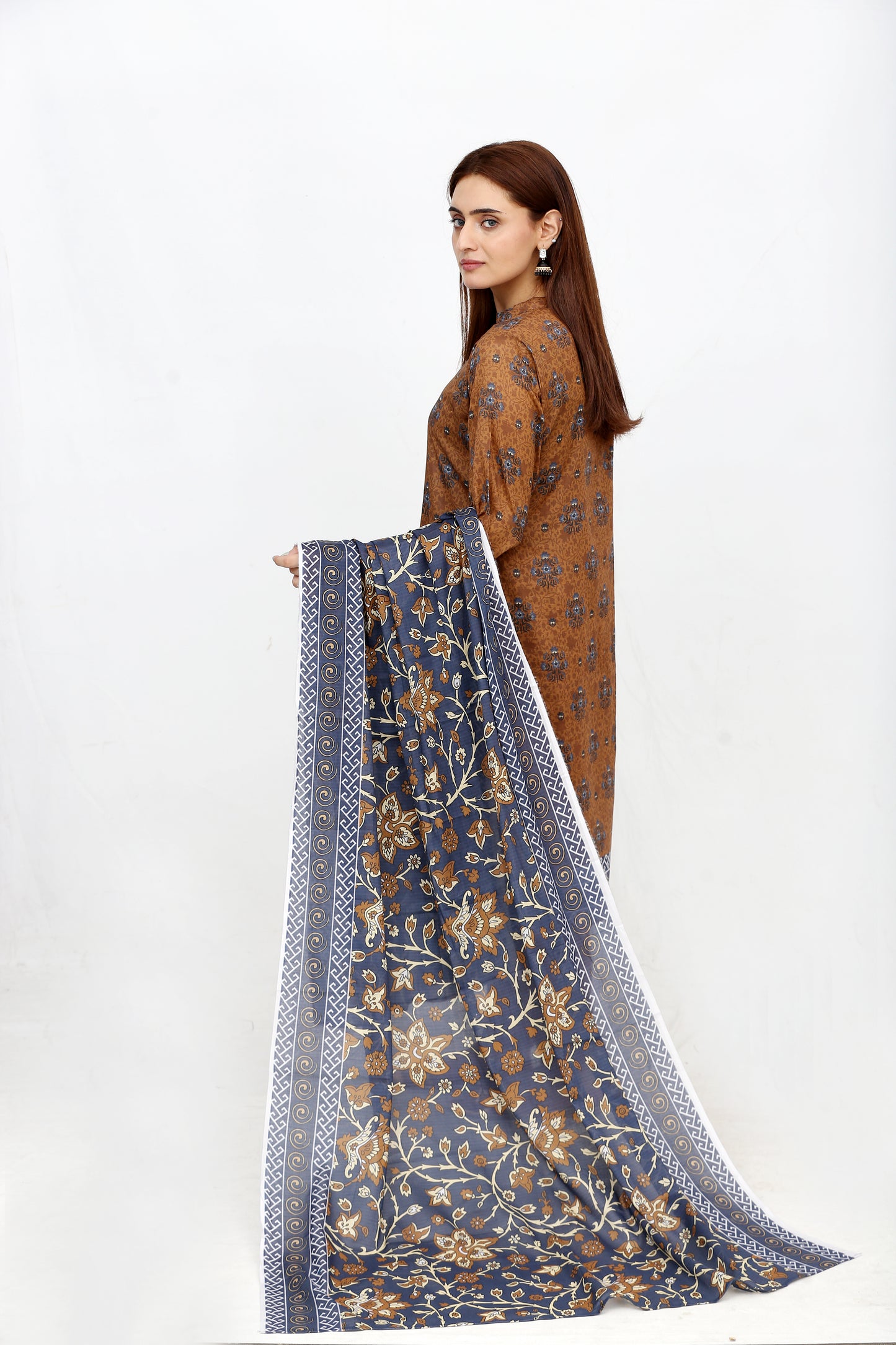 Phoolkari By Anaya Noor Printed Bana Dora Lawn 3PC