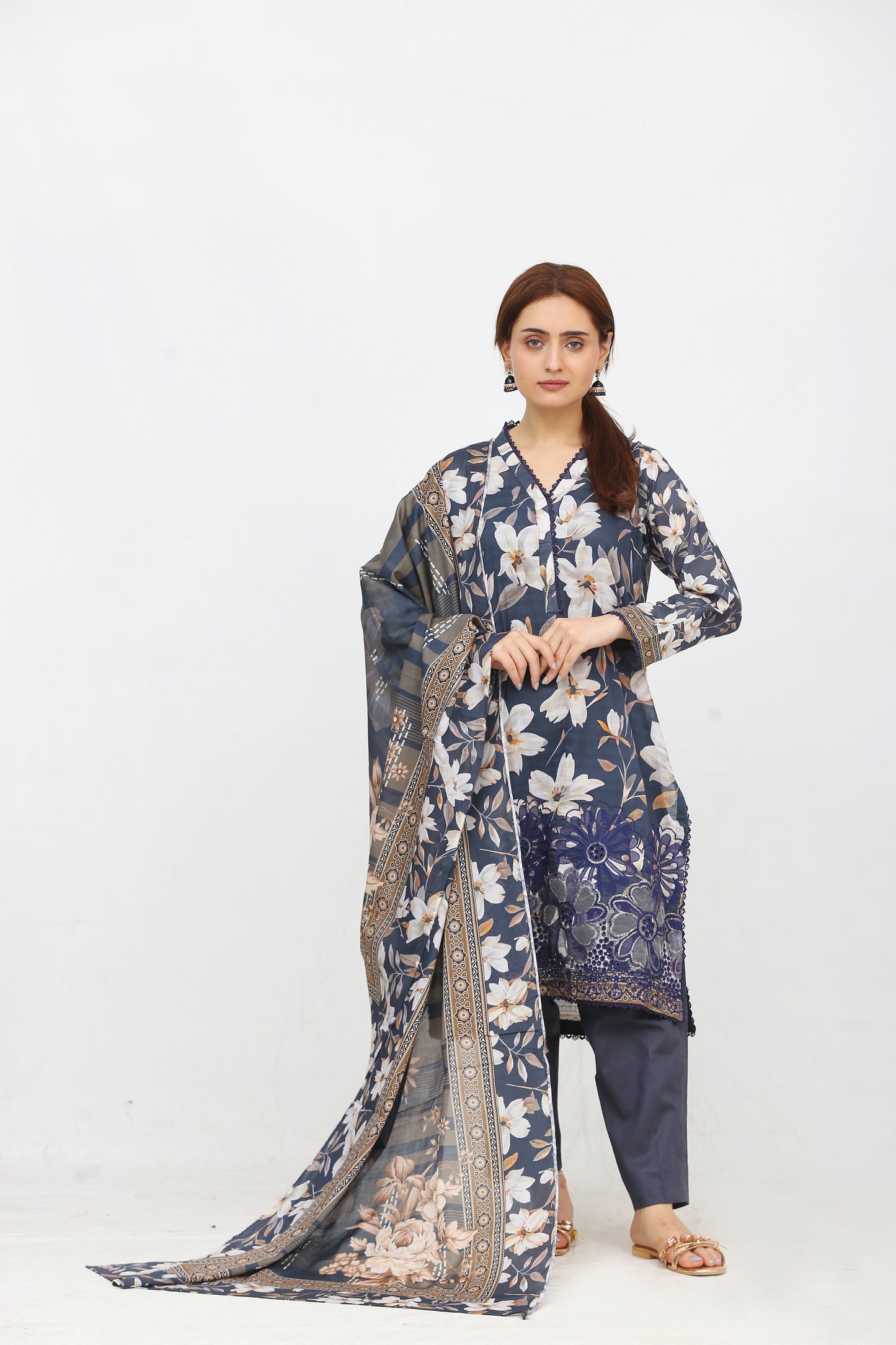 Phoolkari By Anaya Noor Printed Bana Dora Lawn 3PC