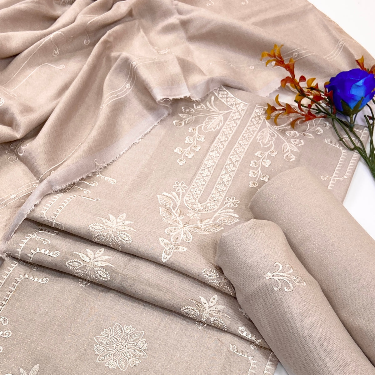 Chamki Fancy Light Emb Wool Peach 3PC