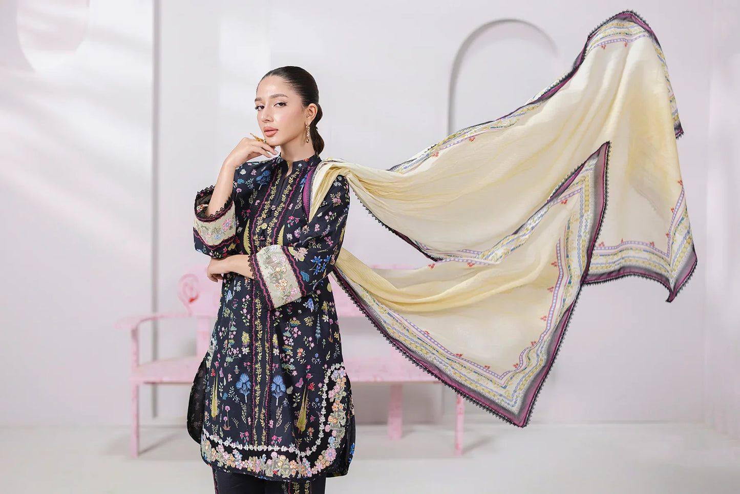 Qalamkar | Prints | Luxury Lawn