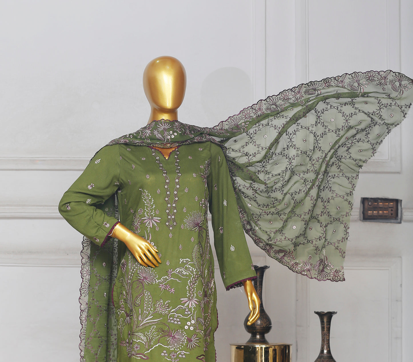 Bareeze Heavy Embroidered Karandi 3-PC
