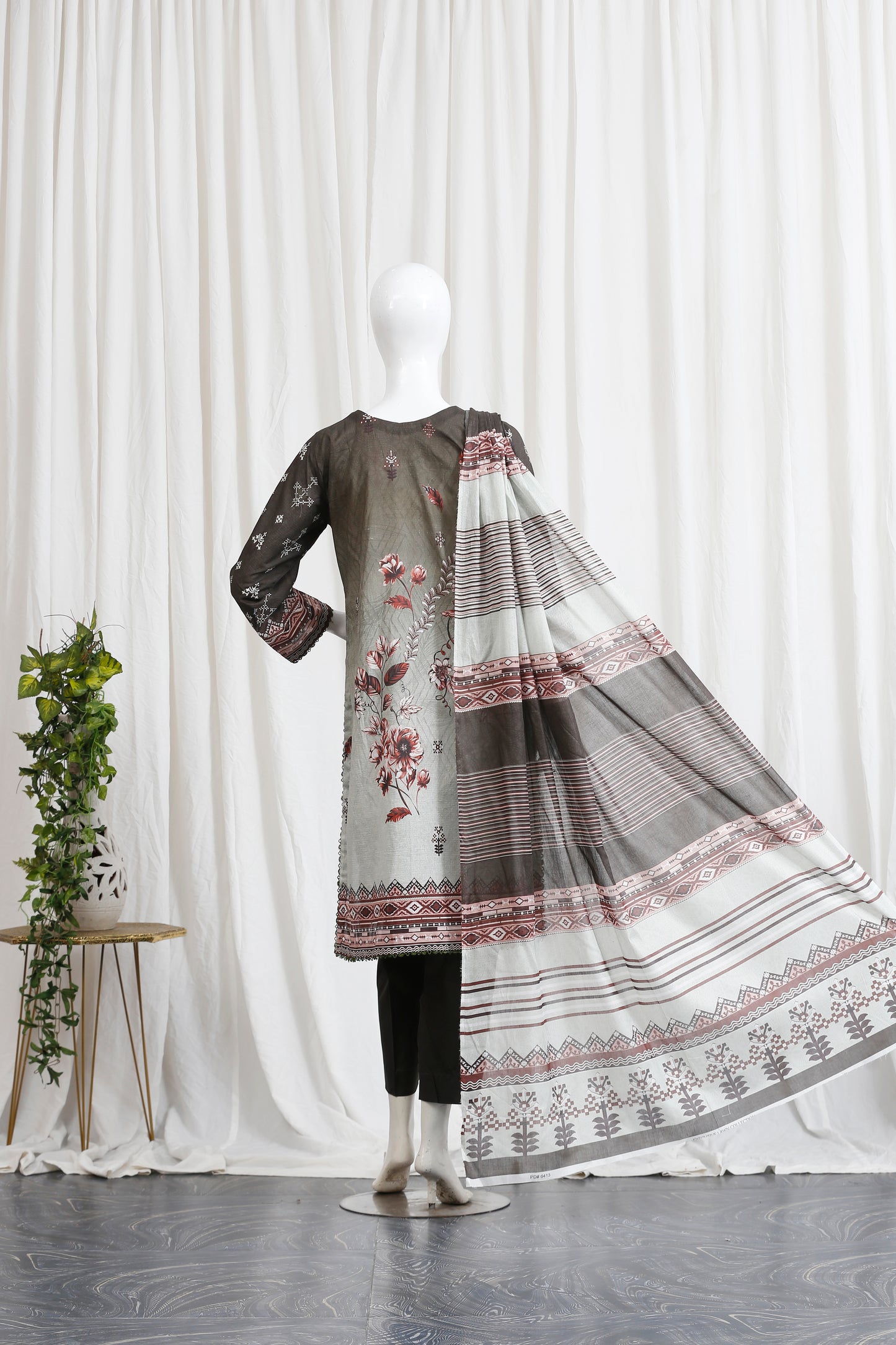 Falisha By Anaya Noor Print Emb Chickenkari 3-PC