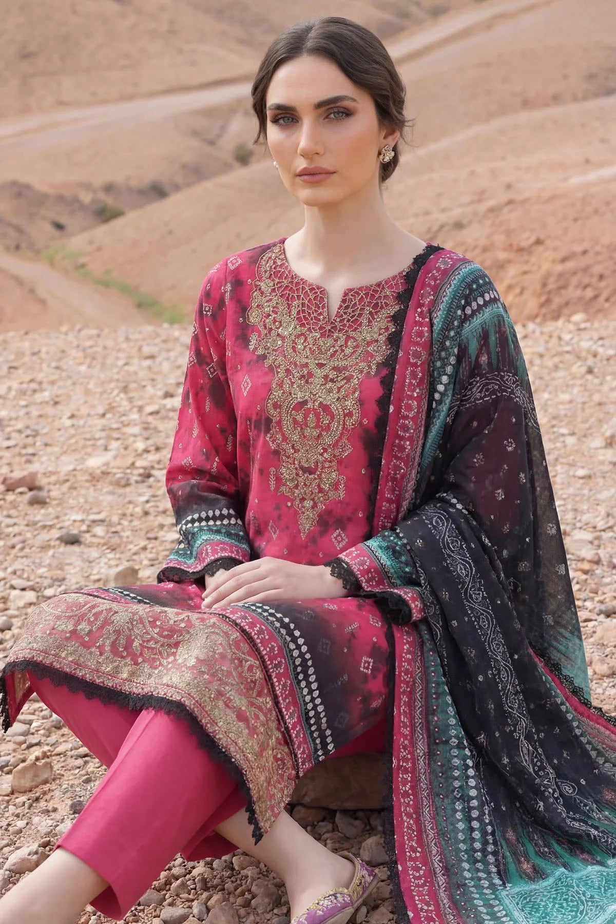 Chunri By Motifz Emb Lawn 3PC