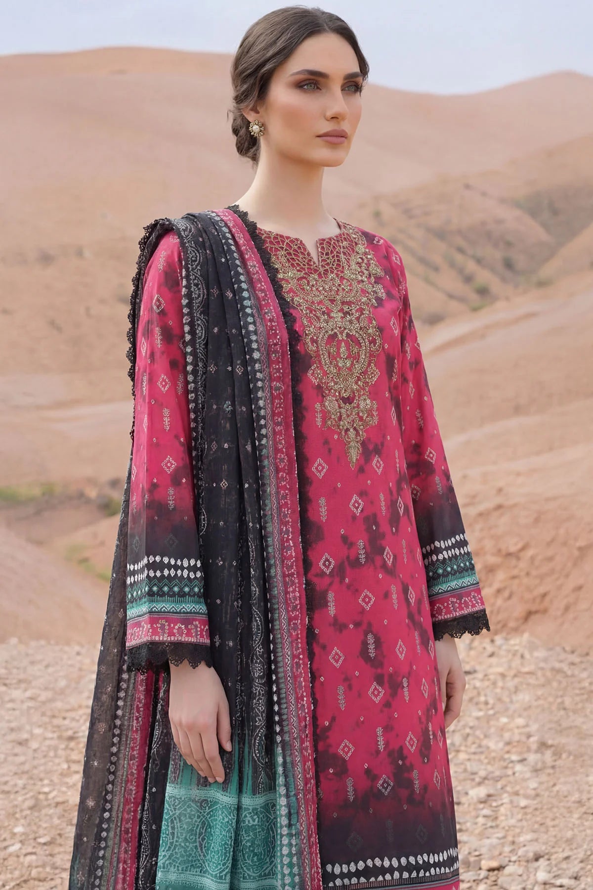 Chunri By Motifz Emb Lawn 3PC