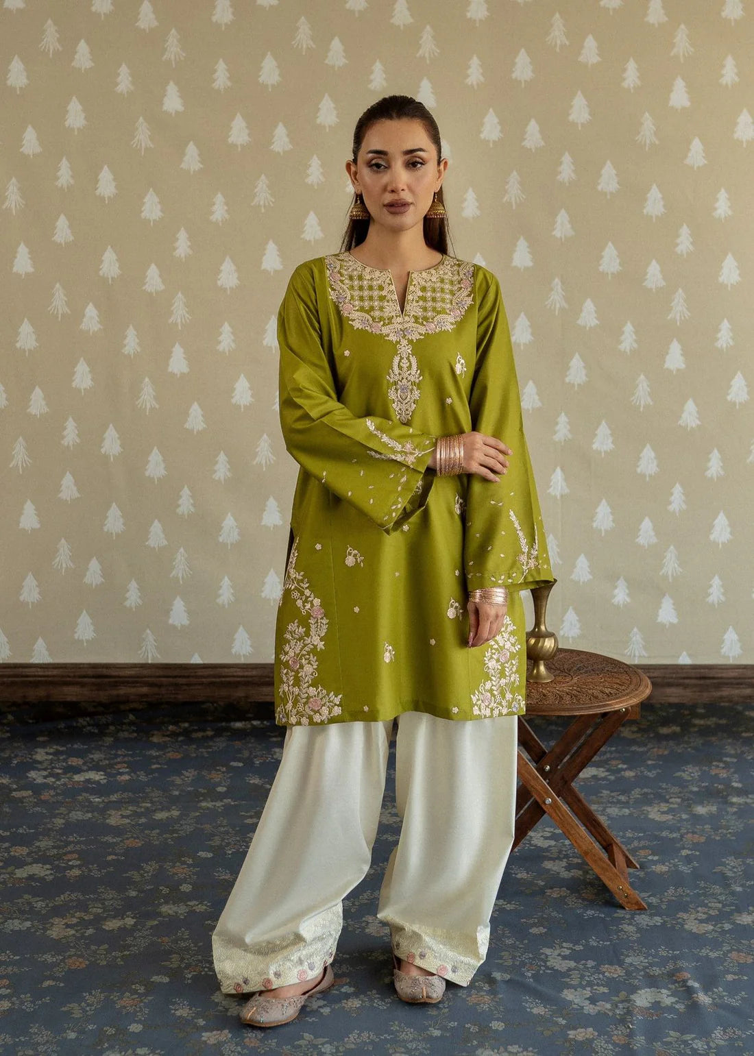 Urge Plain Emb Lawn 2PC