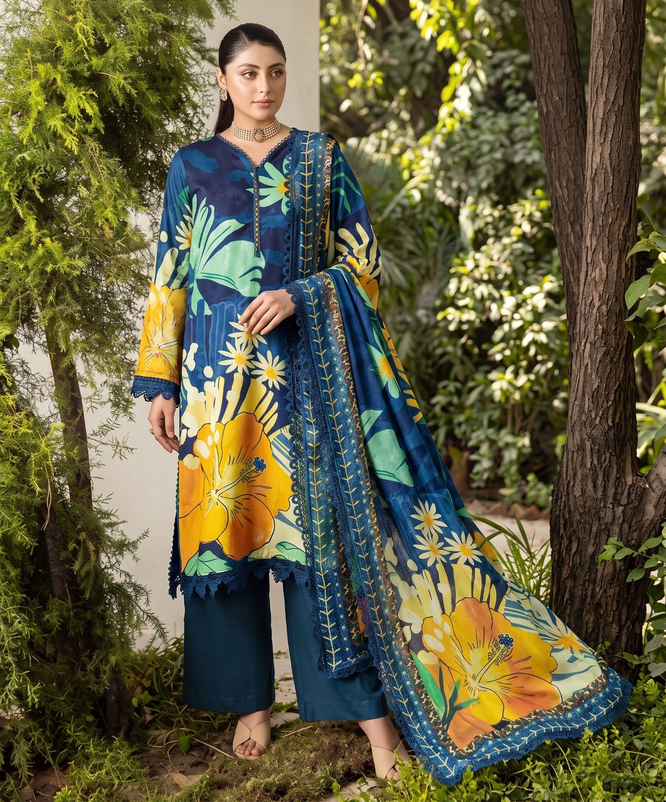 Bloom & Vogue By Naqsh Digital Printed Self Jacquard Viscose 3PC
