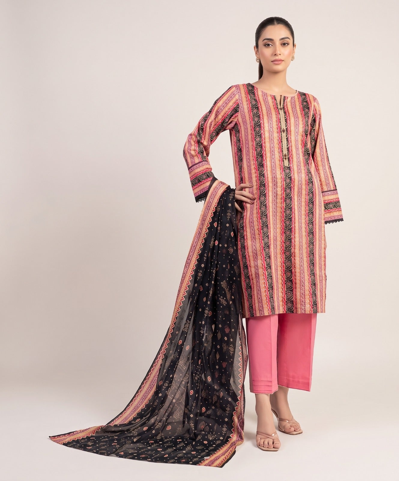Saya Digital Printed Lawn 3PC