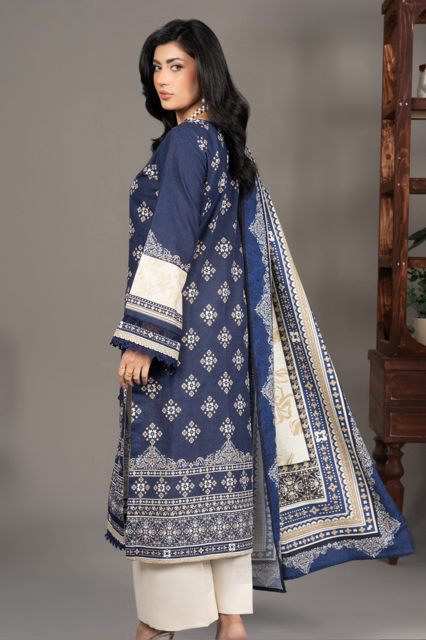 Abrish Exclusive Morroco Khaddar 3PC