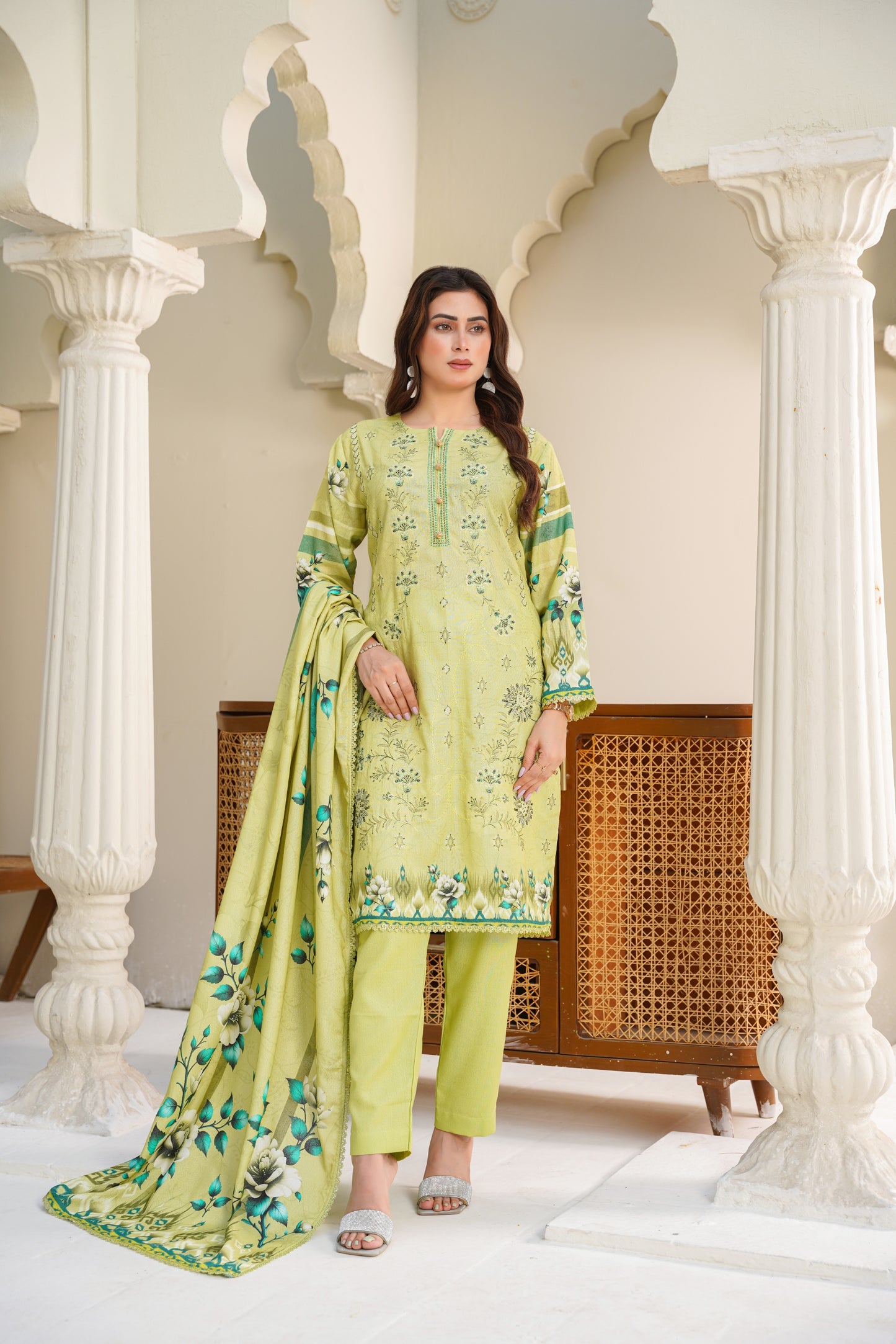 Cora By Anaya Noor Emb Karandi 3-PC