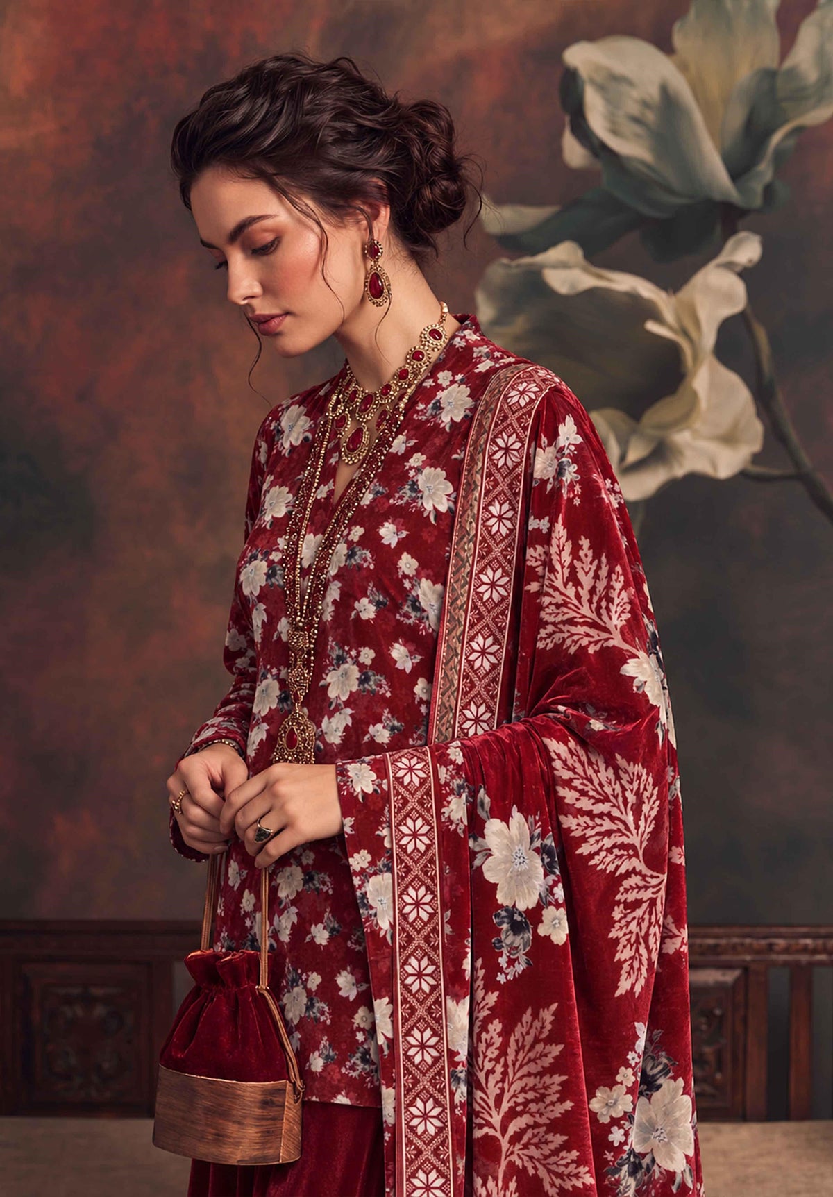 Victoria By Omre Luxury Embroidered Velvet'26