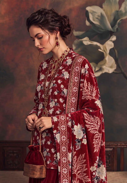 Victoria By Omre Luxury Embroidered Velvet'26