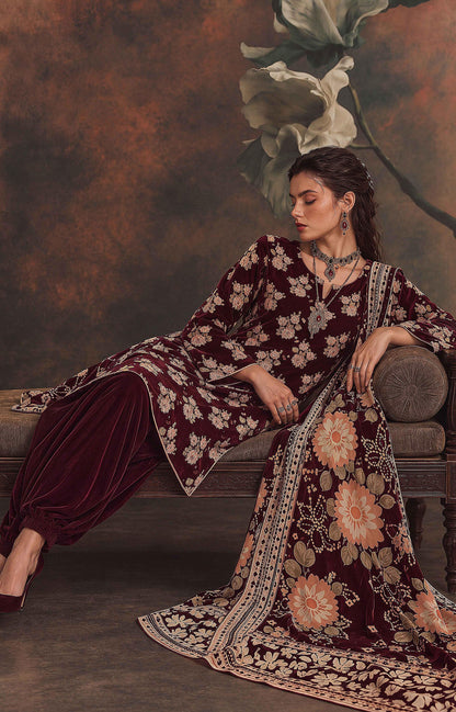 Victoria By Omre Luxury Embroidered Velvet'26