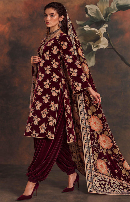 Victoria By Omre Luxury Embroidered Velvet'26