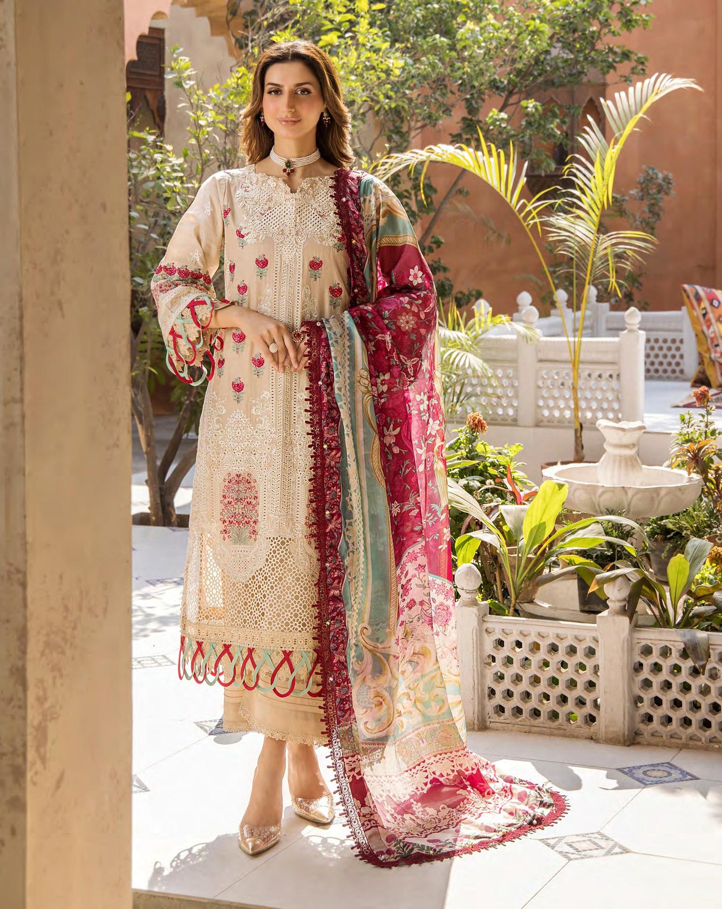 Eshaisha Luxury Lawn 3-PC