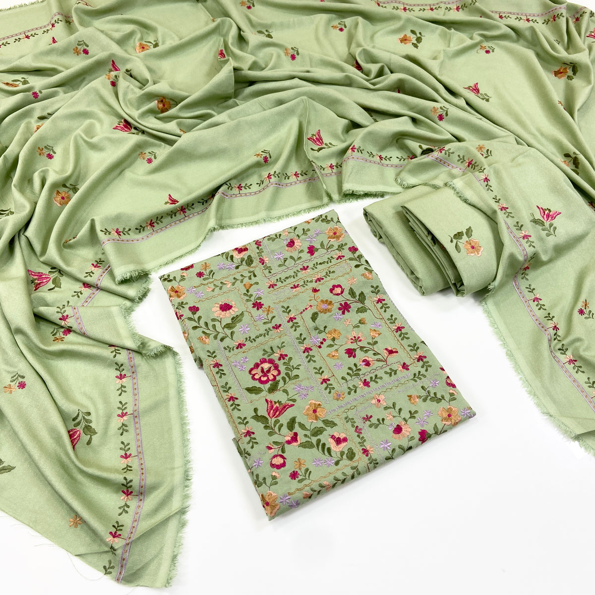 Bareeze Embroidered Karandi 3PC