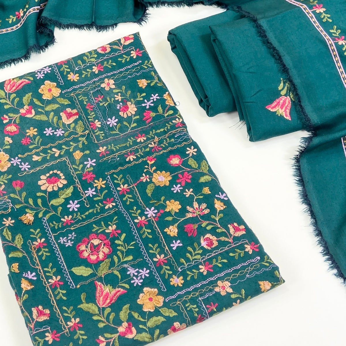 Bareeze Embroidered Karandi 3PC