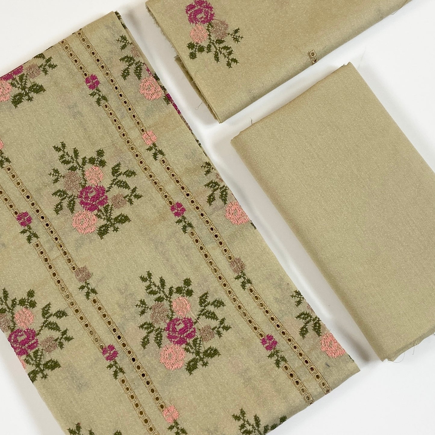 Bareeze Winter 2026 Fully Emb Rice Karandi 2PC