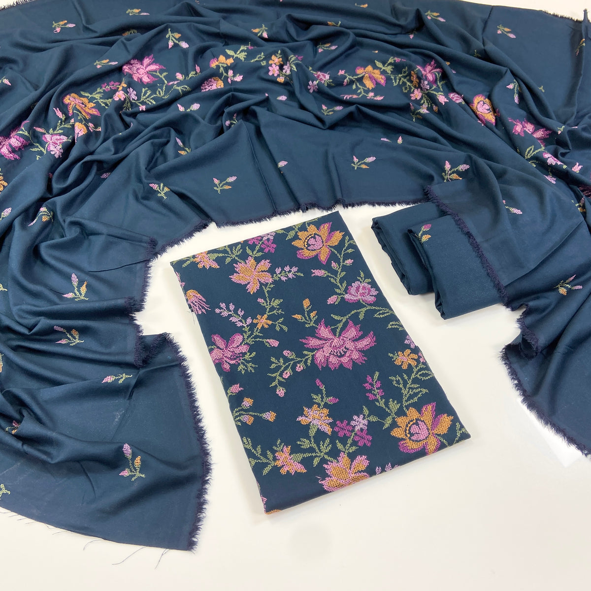 Bareeze Embroidered Karandi 3PC